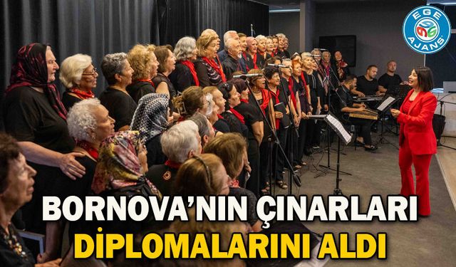 Bornova’nın çınarları diplomalarını aldı