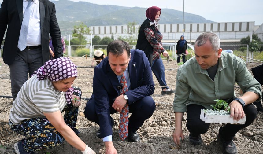 Toprakta dayanışma, sofralarda umut