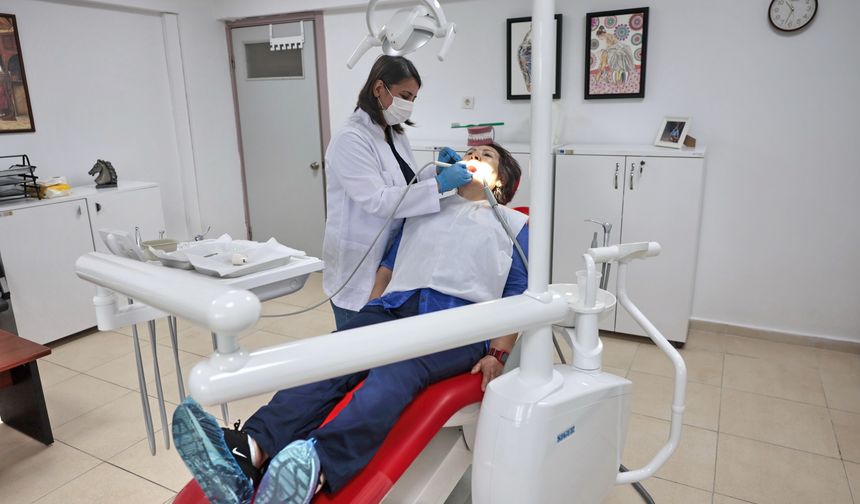 Konak'ta ücretsiz diş sağlığı hizmeti dönemi