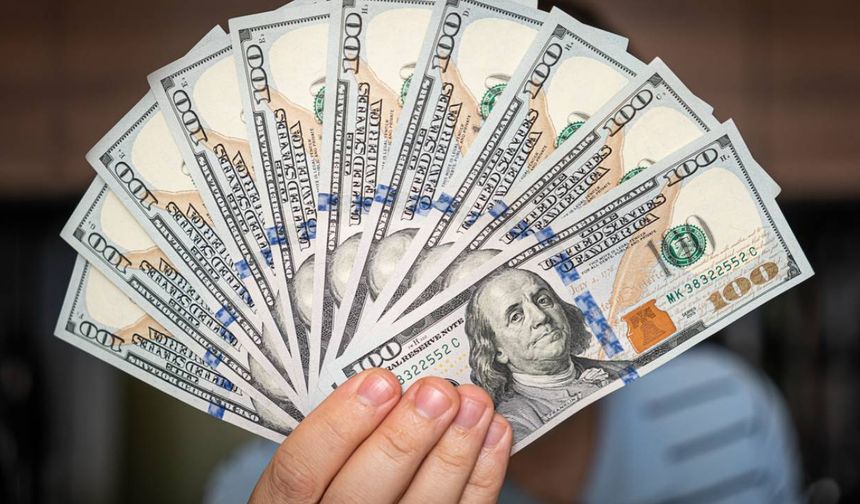 Günün sorusu: Dolar nerede duracak? Türkiye'de devalüasyon olur mu?