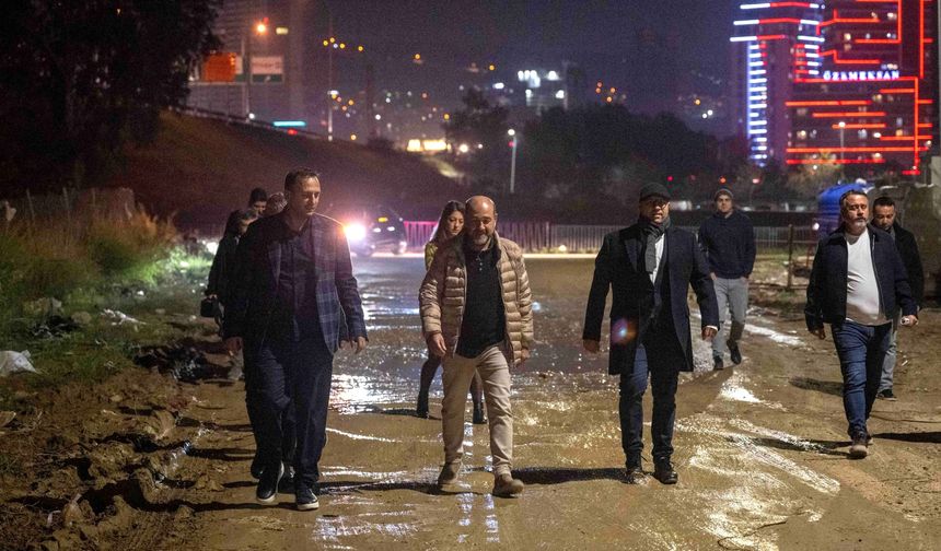 Başkan Ömer Eşki Karacaoğlan’da sahaya indi