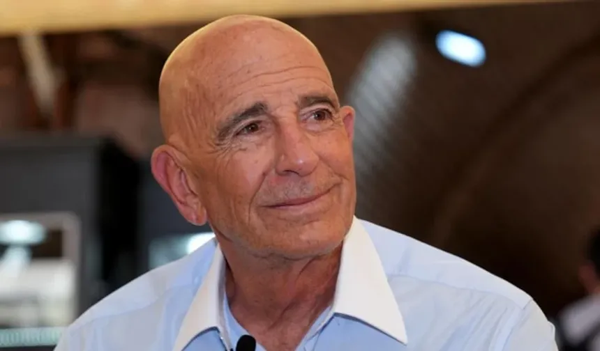 Bu hadsiz sefire haddini bildirin!