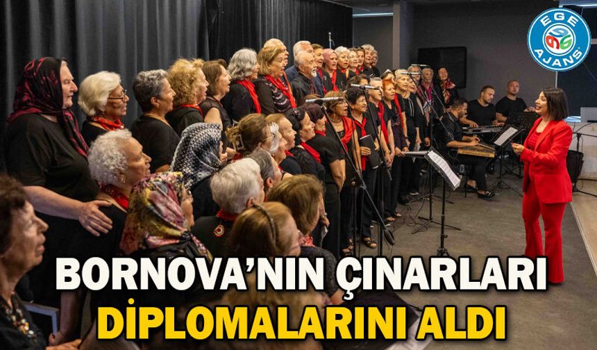 Bornova’nın çınarları diplomalarını aldı